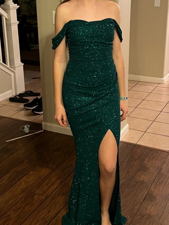 Windsor Dresses & Skirts - Windsor Long Formal Dress Forest Green